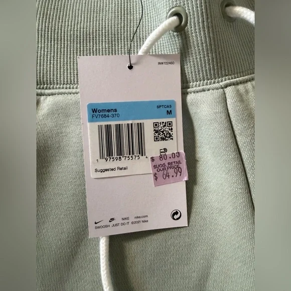 Nike Sportswear Phoenix Fleece Wide-Leg Logo Pants
Women’s M
NWT
Green - Picture 3 of 6